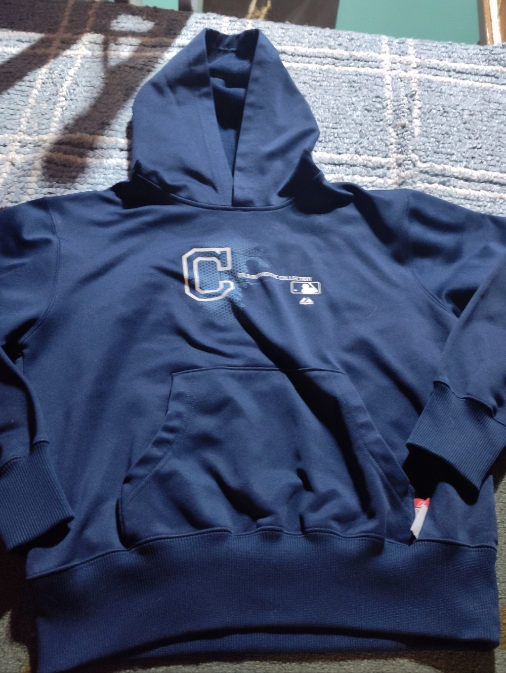 Boys Majestic Thermal Base Cleveland Indians Guardians Hoodie Size Medium